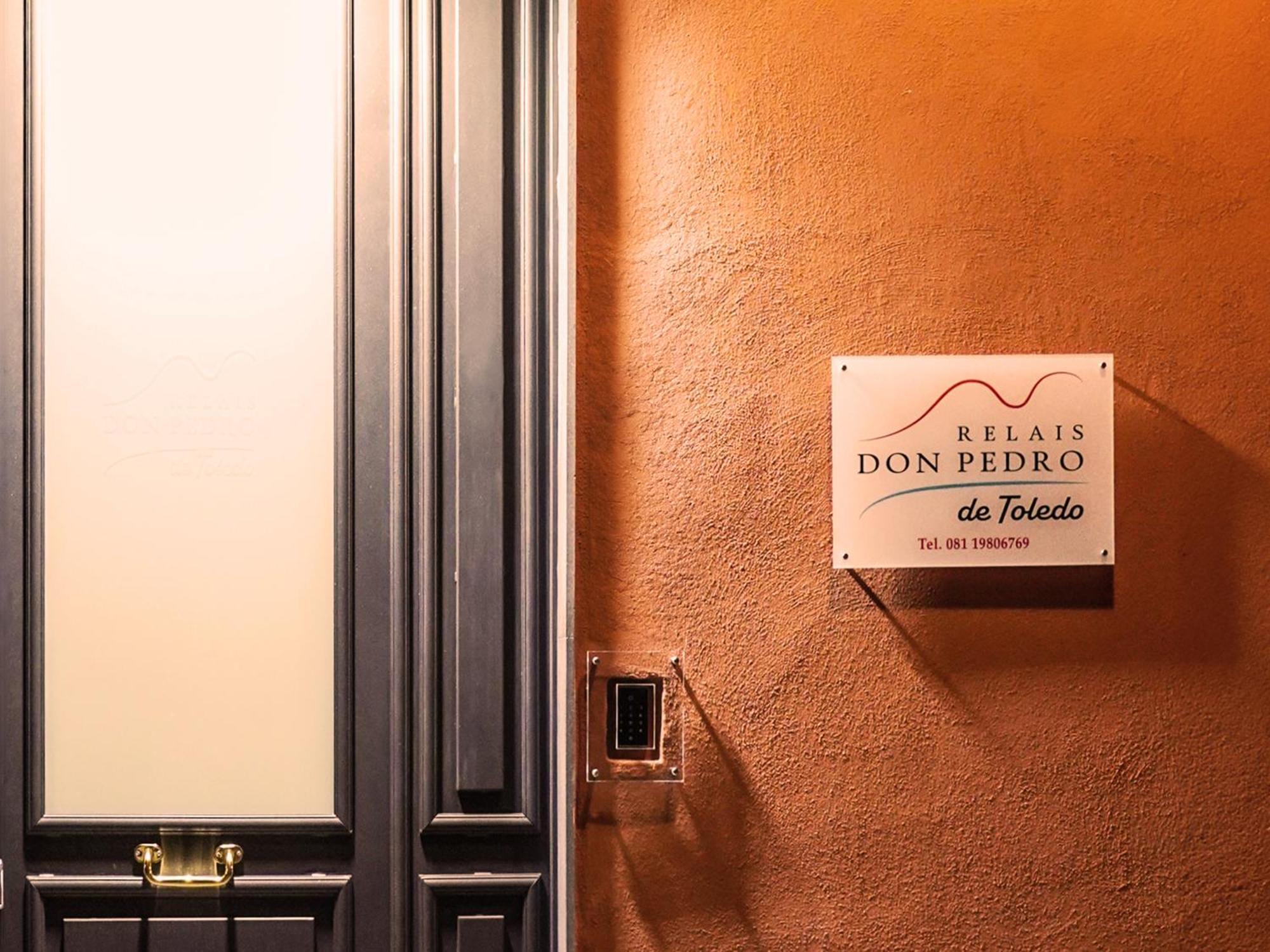 Relais Don Pedro De Toledo Otel Napoli Dış mekan fotoğraf