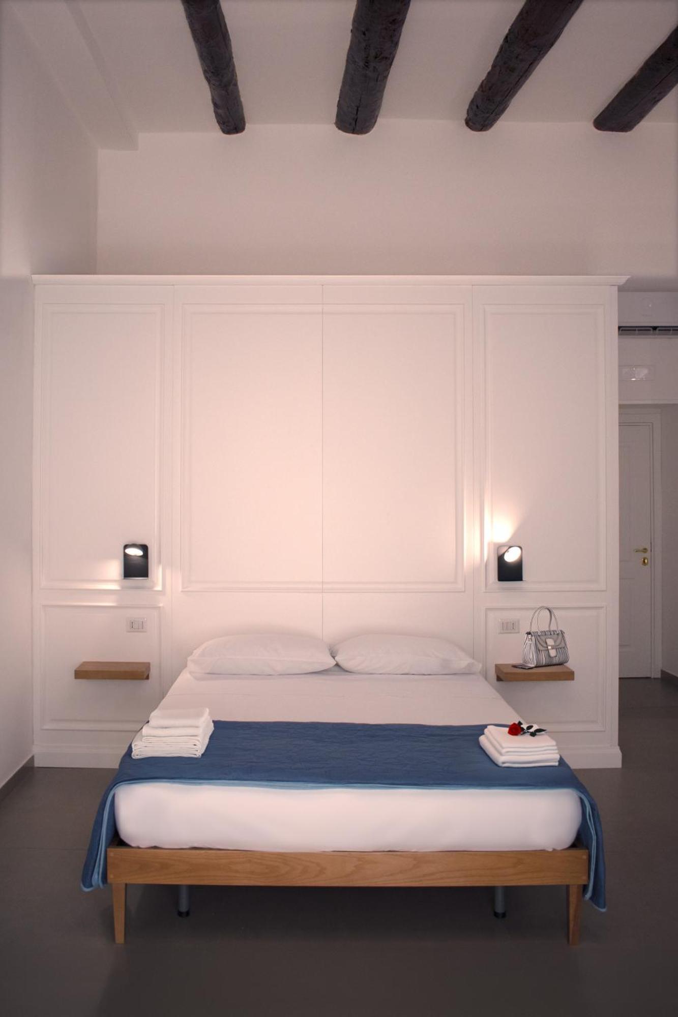 Relais Don Pedro De Toledo Otel Napoli Dış mekan fotoğraf